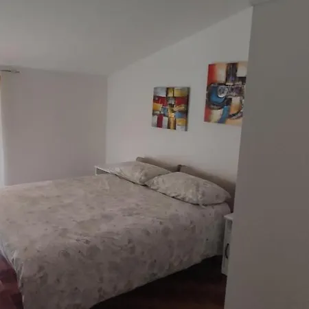 Casa Immersa Nella Natura Lejlighed Nebbiuno