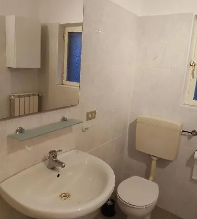 Casa Immersa Nella Natura Lejlighed *